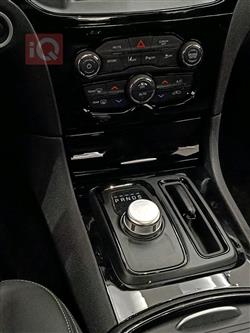 کرایسلەر 300